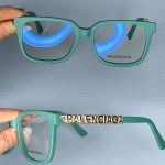 عینک فریم کائوچویی زاویه دار ضخیم ۰۴۸۶