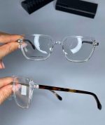 عینک فریم کائوچویی زاویه دار    ۰۵۵۲