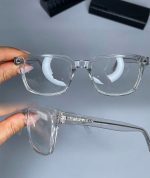 عینک فریم کائوچویی زاویه دار    ۰۵۶۲