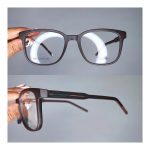 عینک فریم کائوچویی زاویه دار مات      010102182
