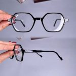 عینک فریم کائوچویی زاویه دار چندضلعی    010101321