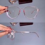 عینک فریم کائوچویی زاویه دار مربع     010101420