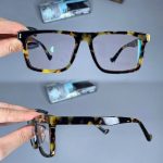 عینک فریم کائوچویی مستطیلی پلنگی ضخیم    010101704